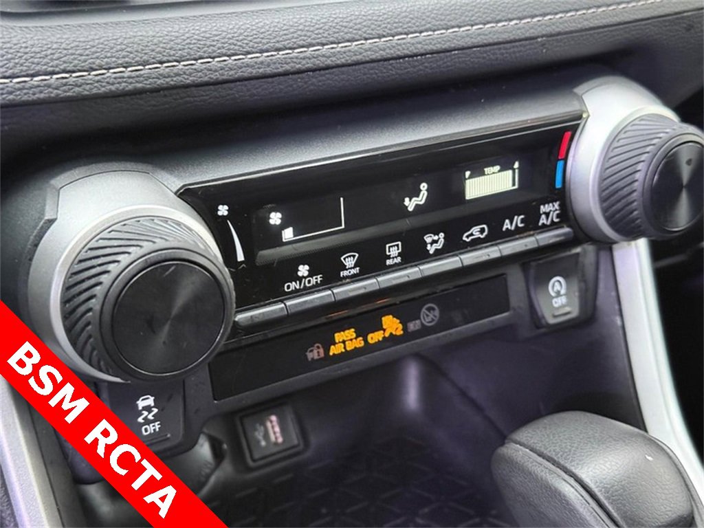 Used 2024 Toyota RAV4 LE image 28