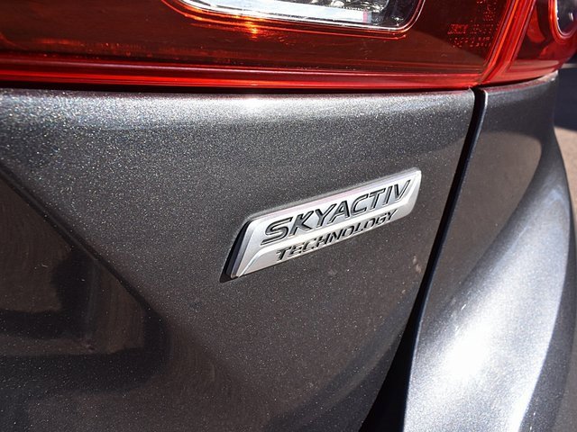 Used 2016 MAZDA MAZDA3 i Touring image 13