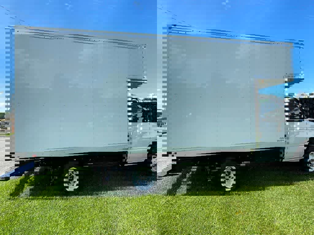 New 2024 Ford E-450 and Econoline 450 Super Duty w/ Power Windows & Locks Group image 8