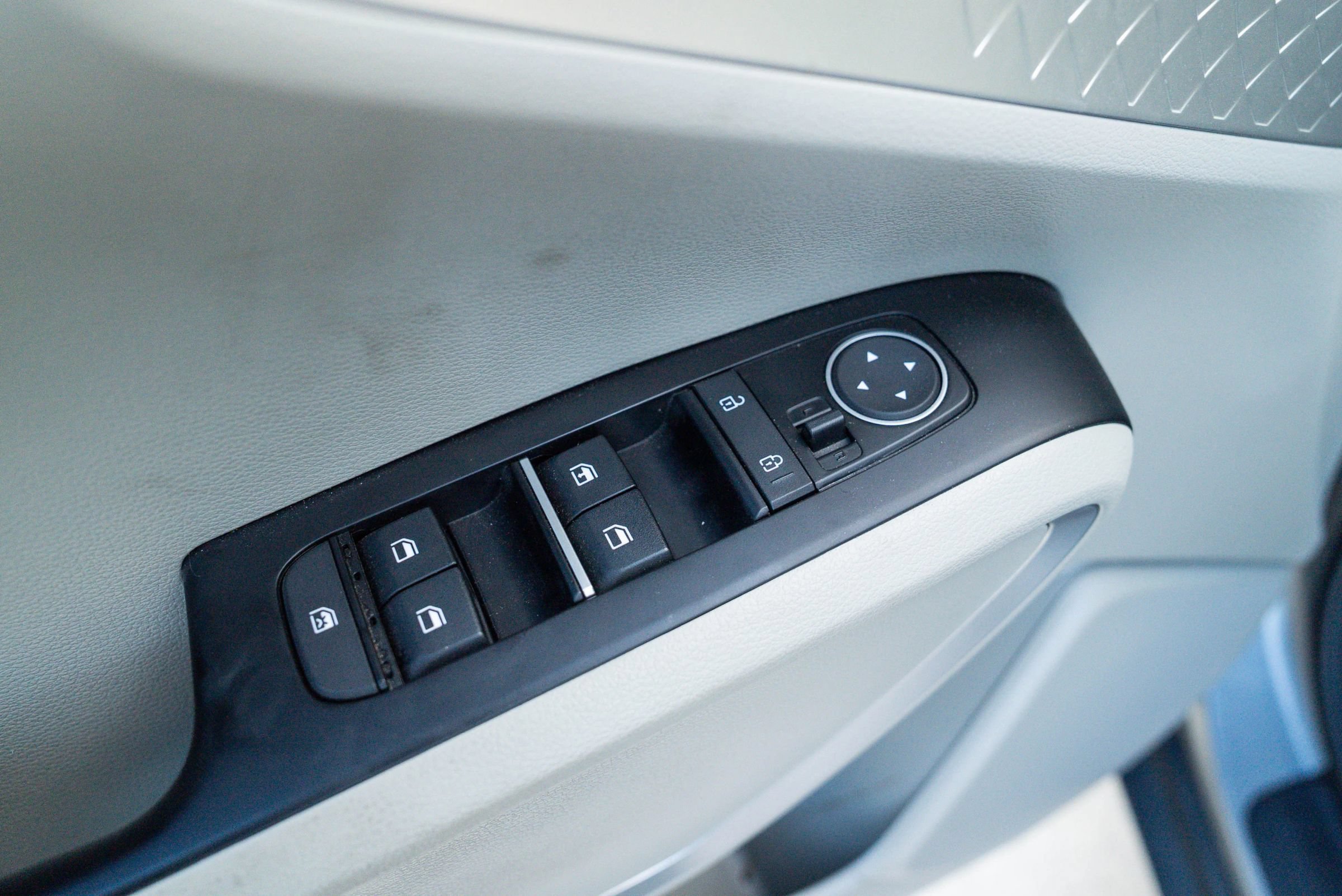 Used 2023 Kia Soul LX w/ Option Group 015 FWD image 30