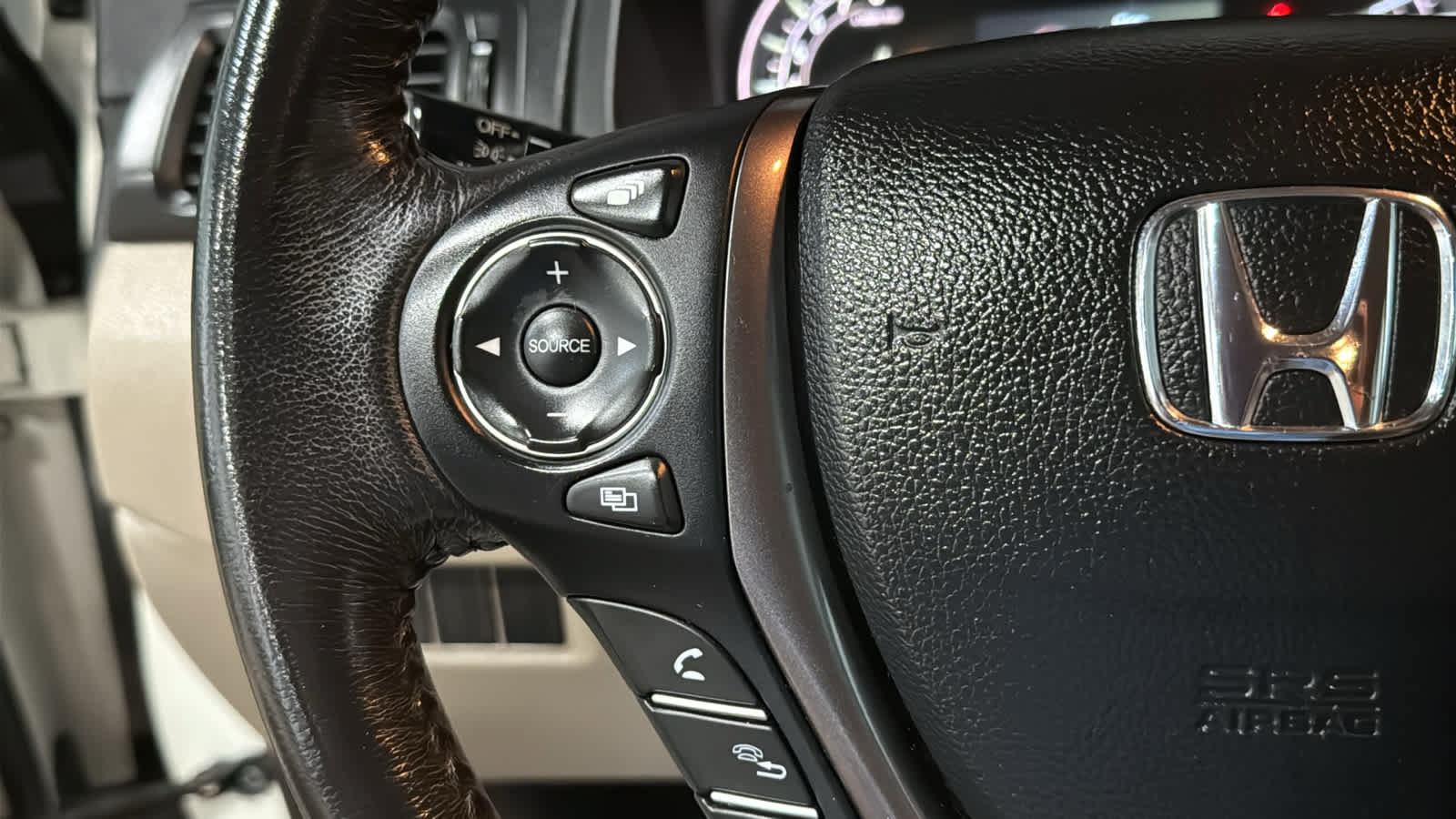Used 2017 Honda Pilot EX-L image 12