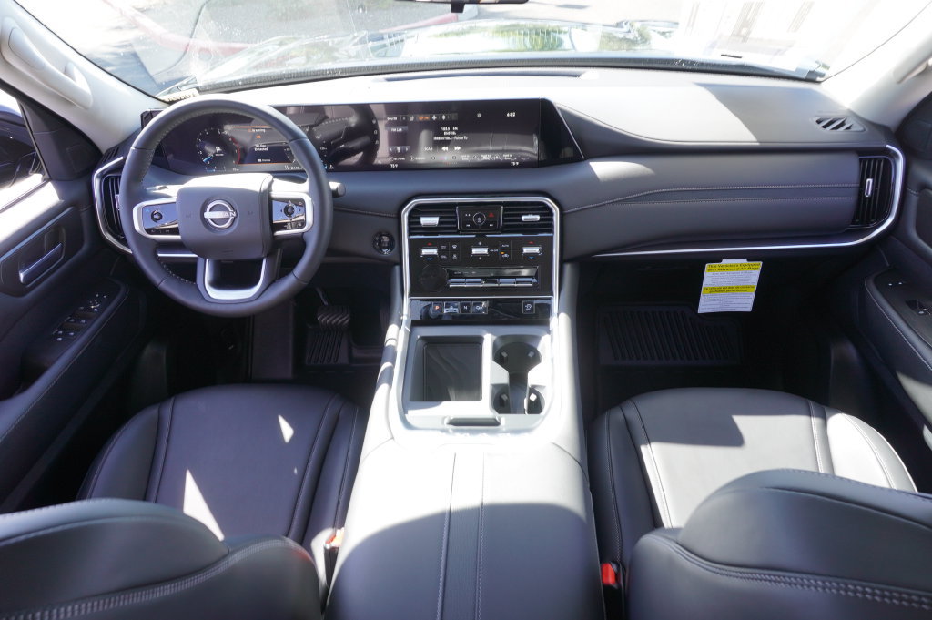 Certified 2025 Nissan Armada SV AWD/4WD image 12