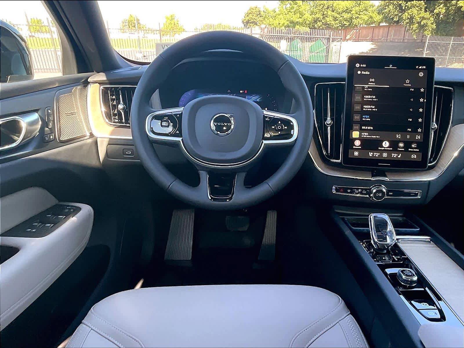 New 2026 Volvo XC60 B5 Plus w/ Climate Package AWD/4WD image 15