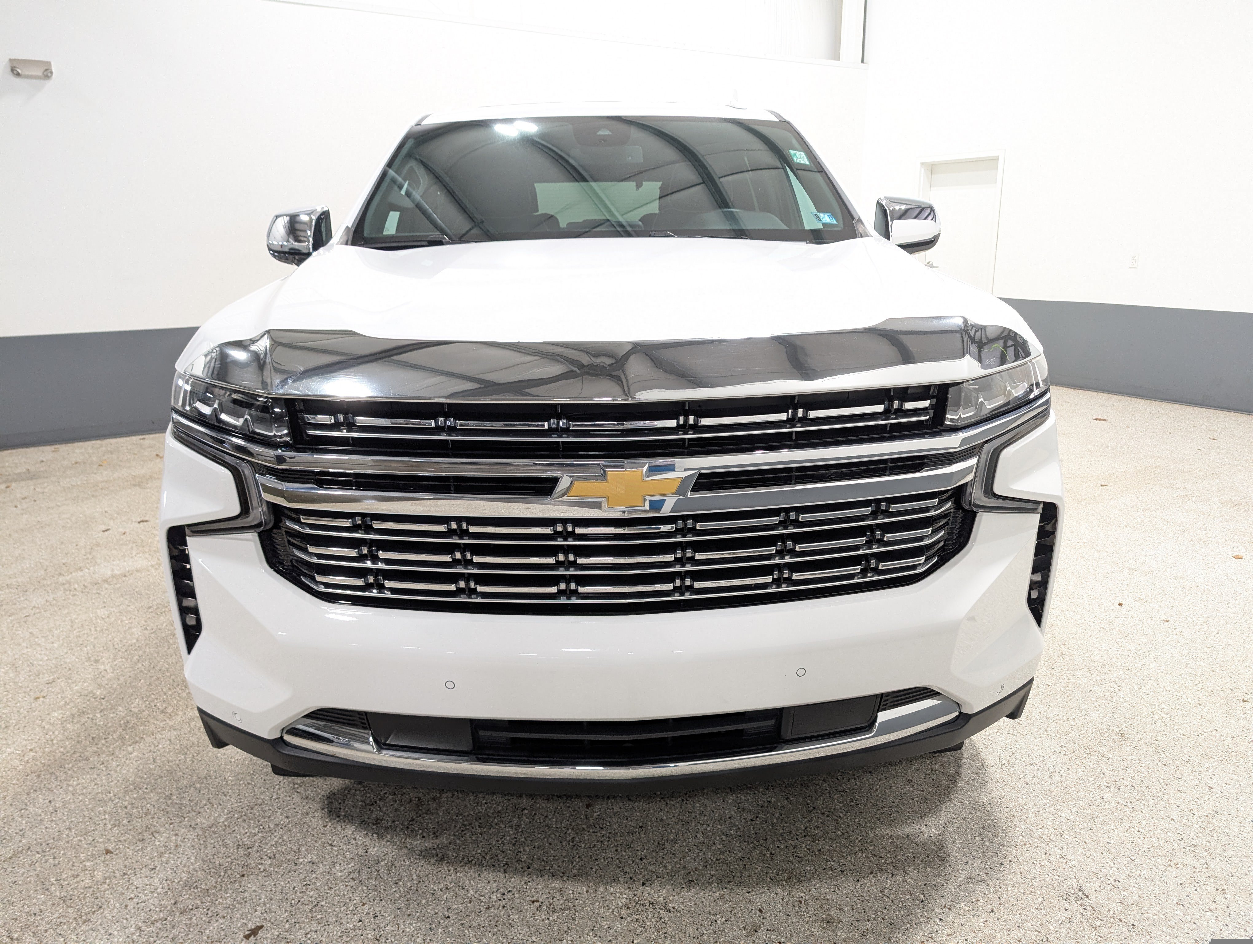 Used 2024 Chevrolet Tahoe Premier AWD/4WD image 8