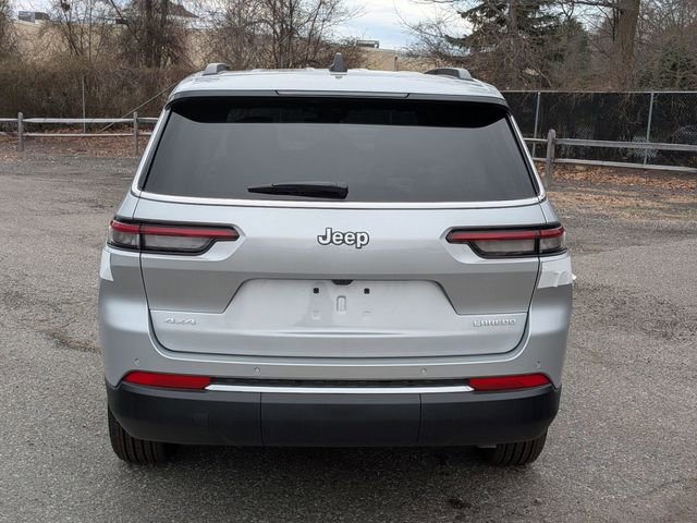 New 2026 Jeep Grand Cherokee L Laredo image 4