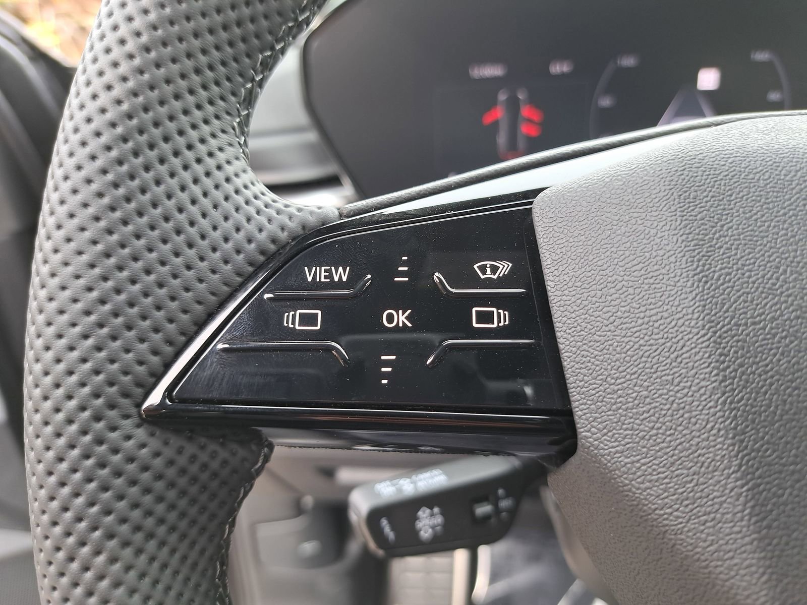 New 2025 Audi SQ5 Premium Plus image 17