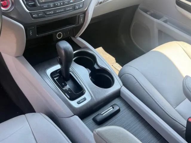 Used 2017 Honda Pilot EX-L image 13