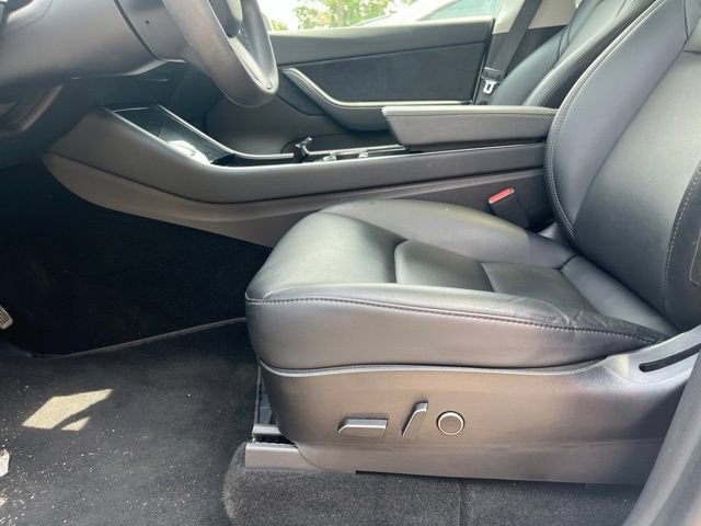 Used 2021 Tesla Model Y Long Range AWD/4WD image 14