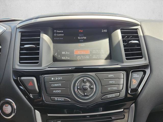 Used 2017 Nissan Pathfinder SV AWD/4WD image 28
