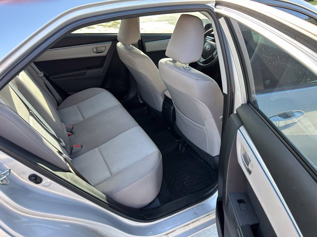 Used 2016 Toyota Corolla LE FWD image 8
