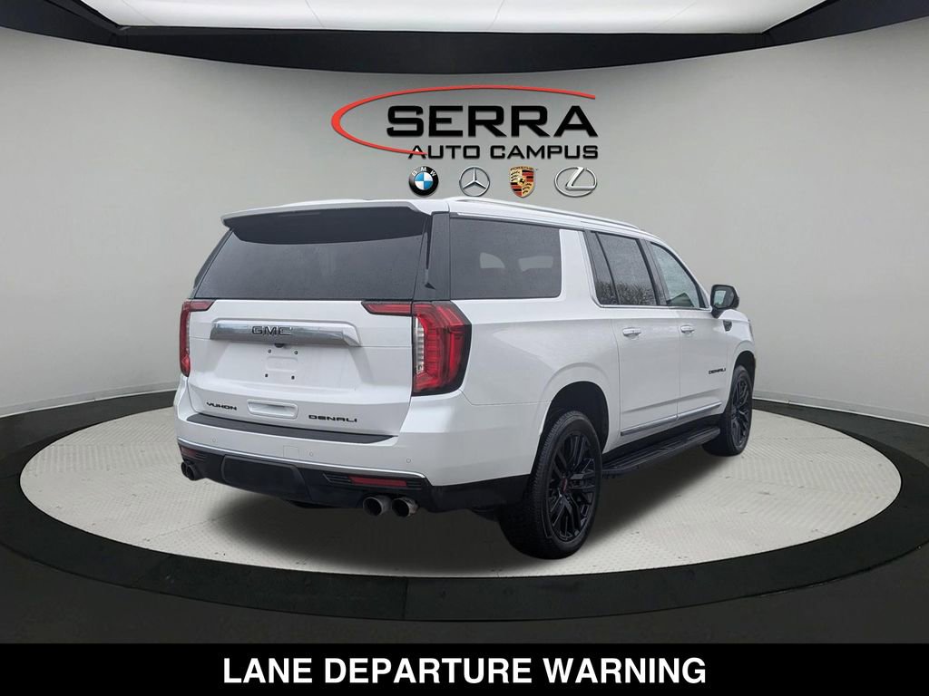 Used 2023 GMC Yukon XL Denali AWD/4WD image 14