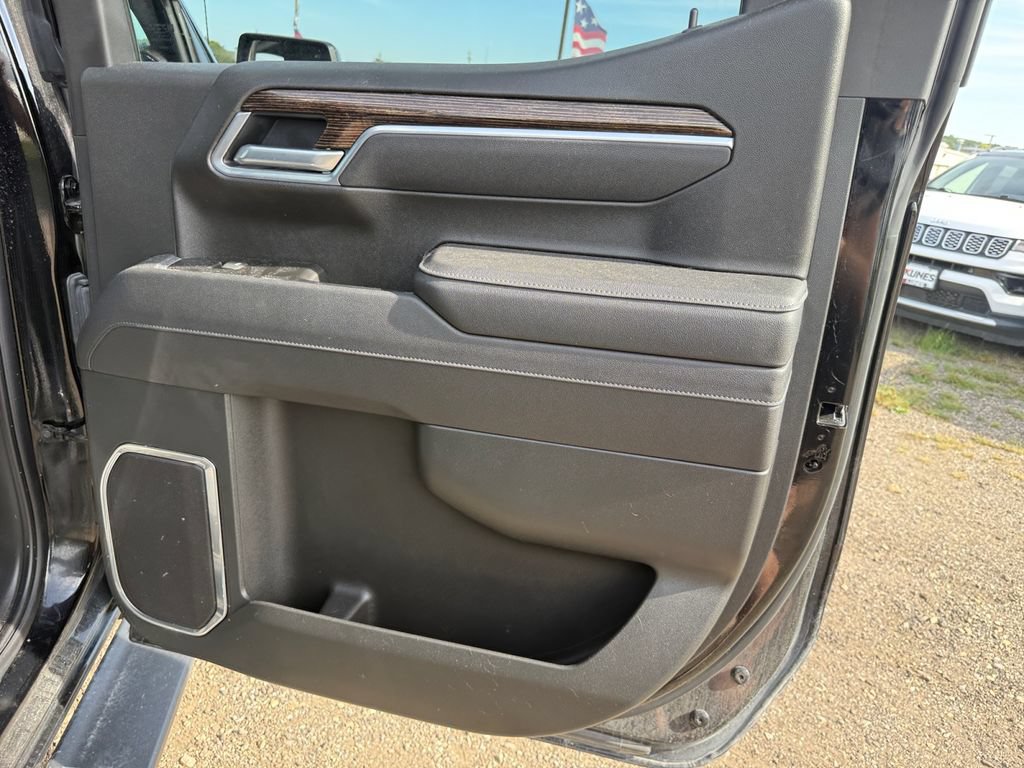 Used 2025 GMC Sierra 1500 Elevation w/ Elevation Premium Package AWD/4WD image 38