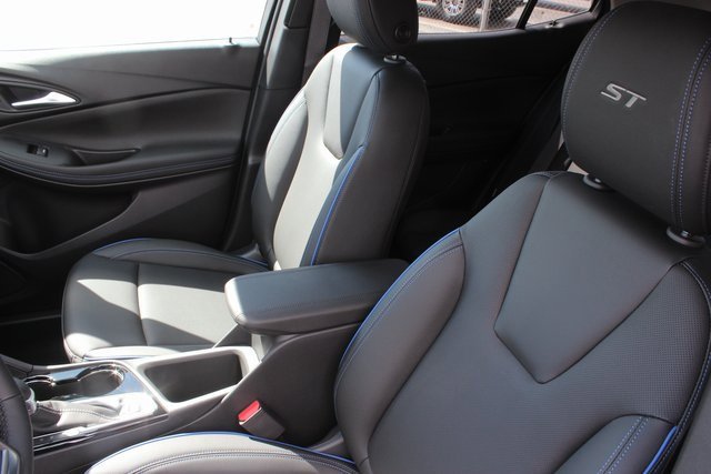 New 2026 Buick Encore GX Sport Touring w/ Experience Buick Package image 2