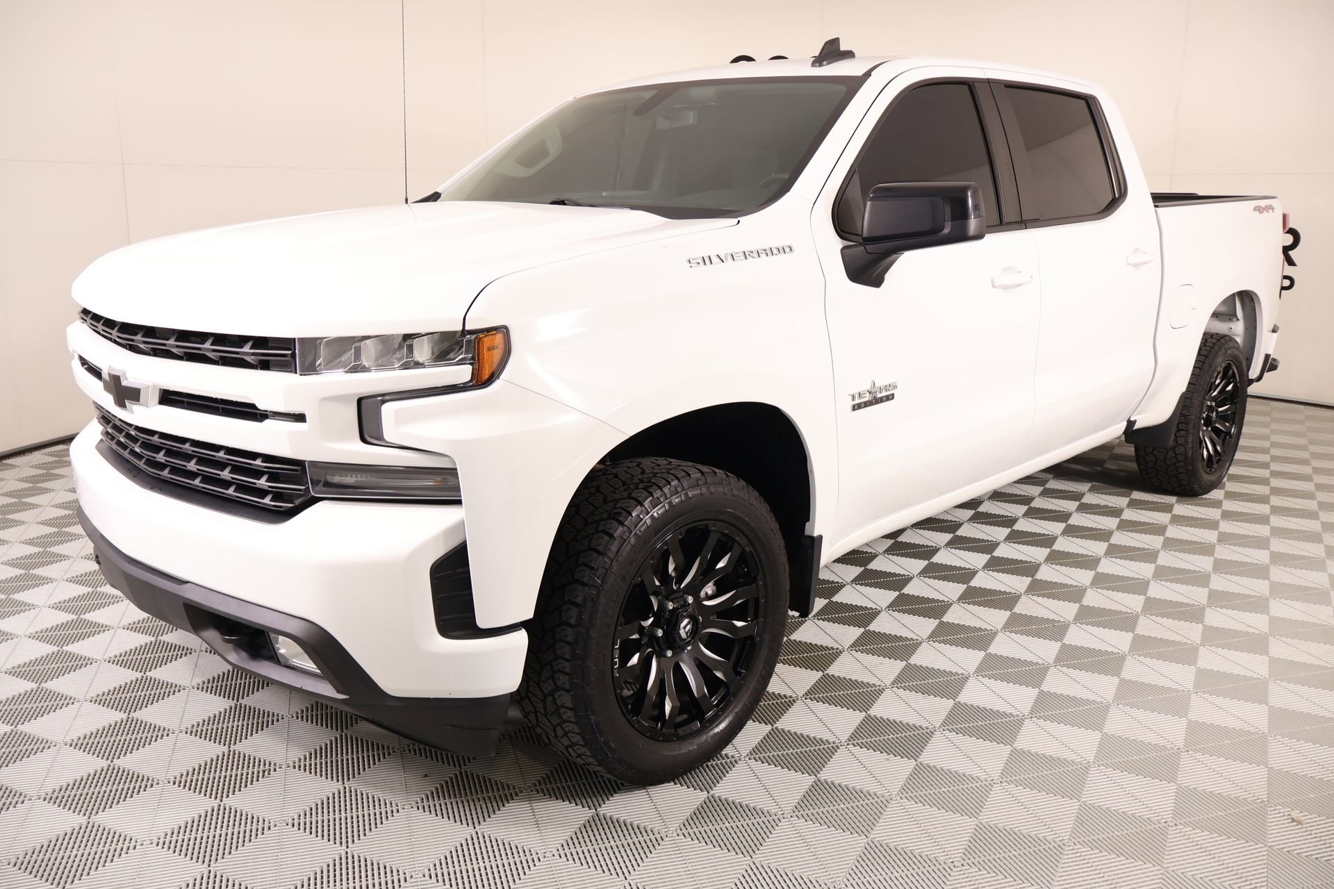 Used 2020 Chevrolet Silverado 1500 RST w/ Texas Edition AWD/4WD image 10