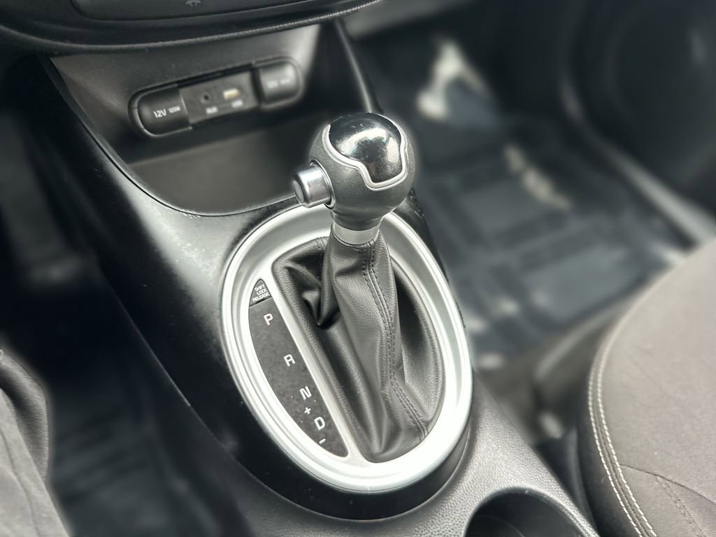 Used 2017 Kia Soul w/ Convenience Package image 19