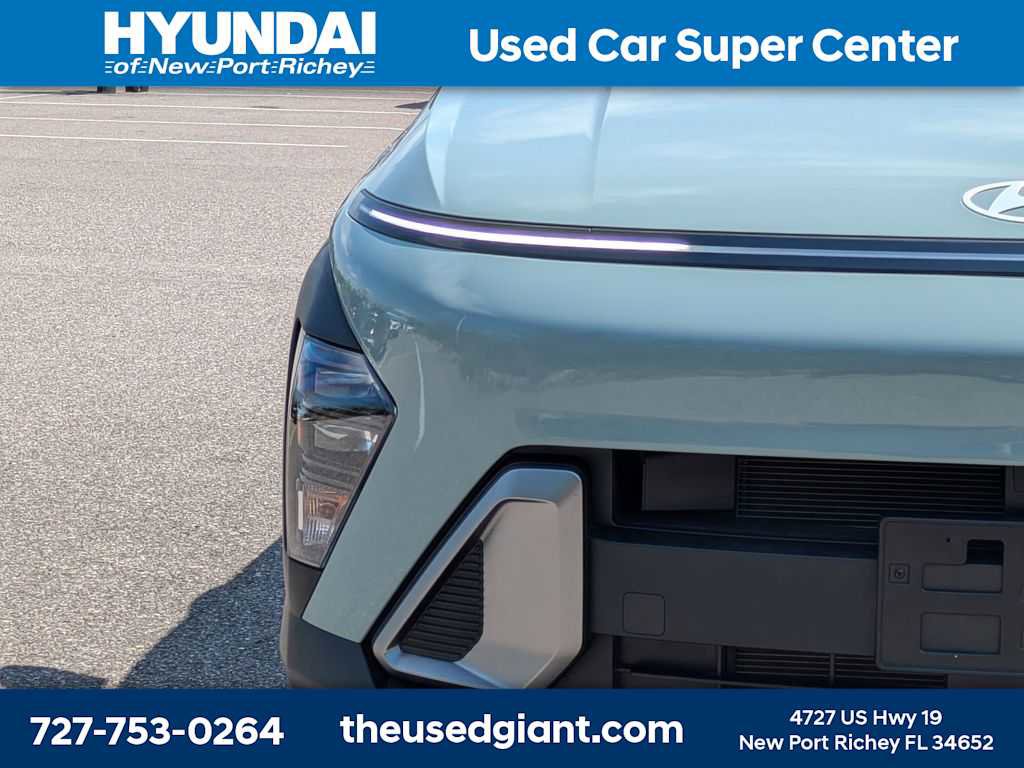 Used 2024 Hyundai Kona SE image 9