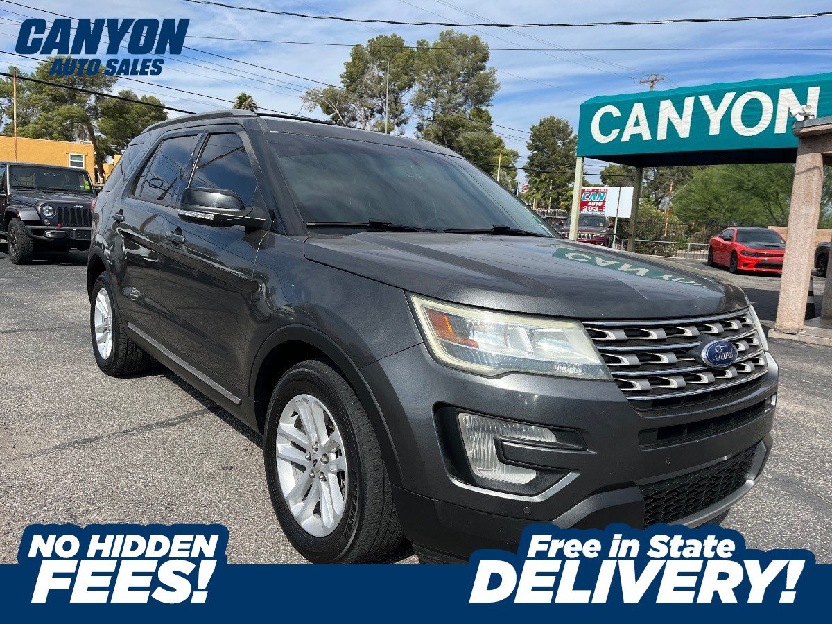 Used 2016 Ford Explorer XLT w/ Equipment Group 202A FWD image 1