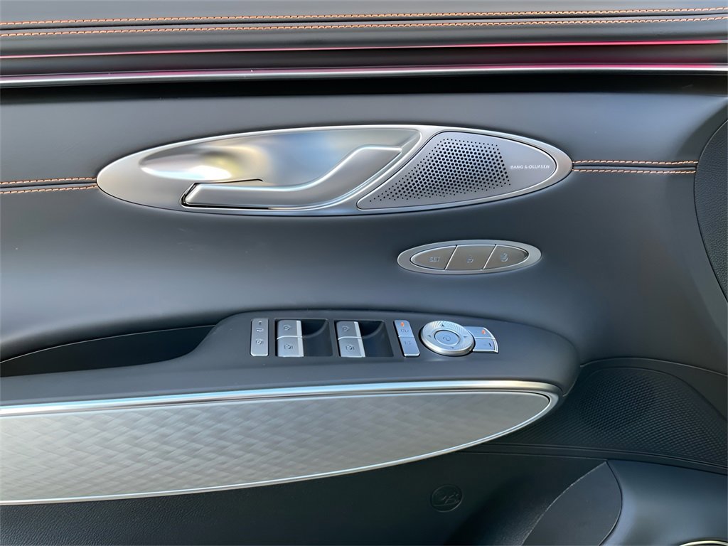 New 2026 Genesis GV70 2.5T Sport Prestige image 18