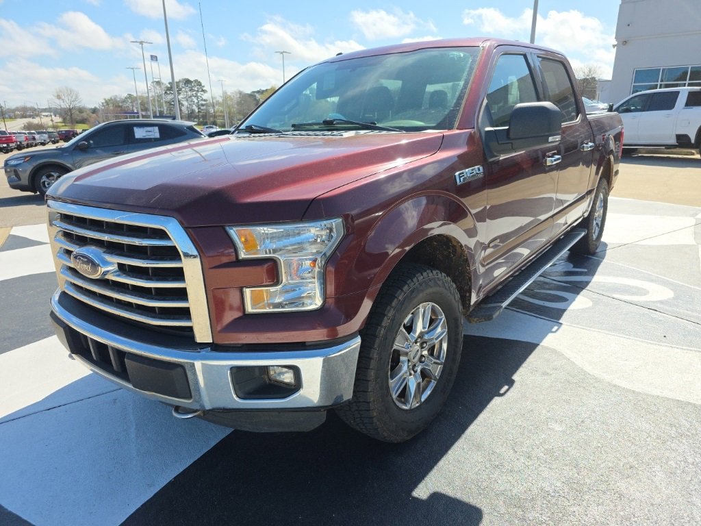 Used 2015 Ford F150 XLT w/ Equipment Group 302A Luxury image 10