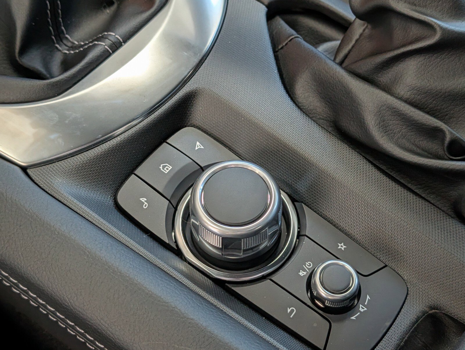 New 2025 MAZDA MX-5 Miata RF Grand Touring w/ Weather Package image 23