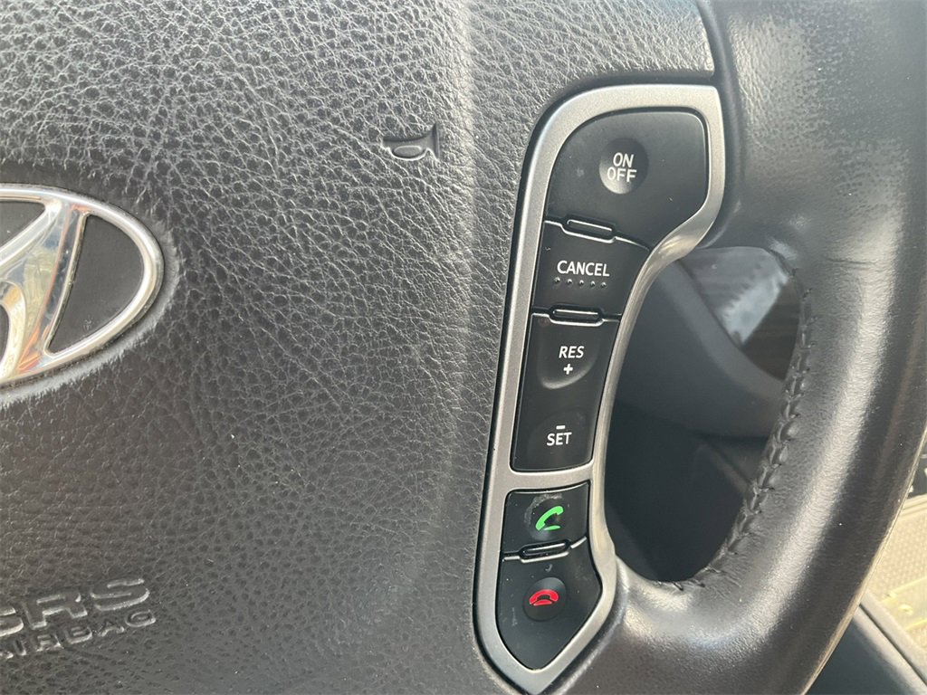 Used 2011 Hyundai Santa Fe Limited image 20