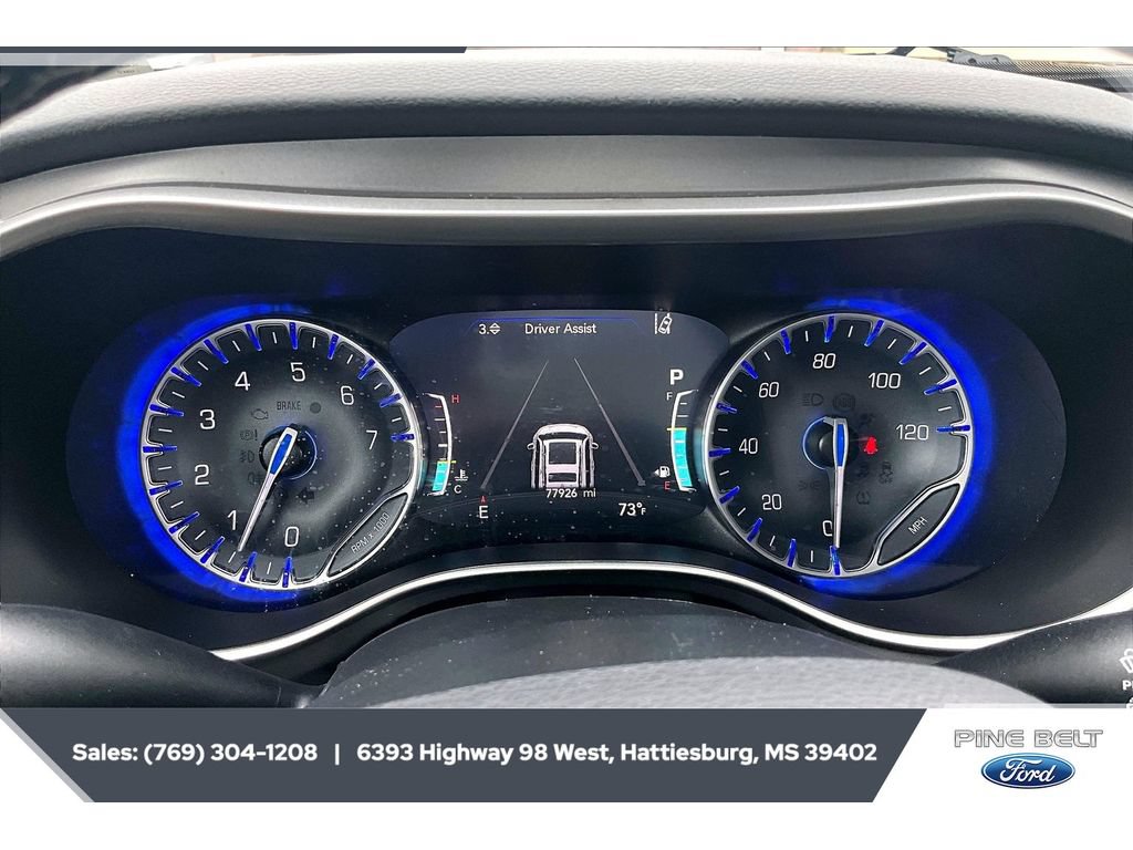 Used 2023 Chrysler Pacifica Touring-L FWD image 15