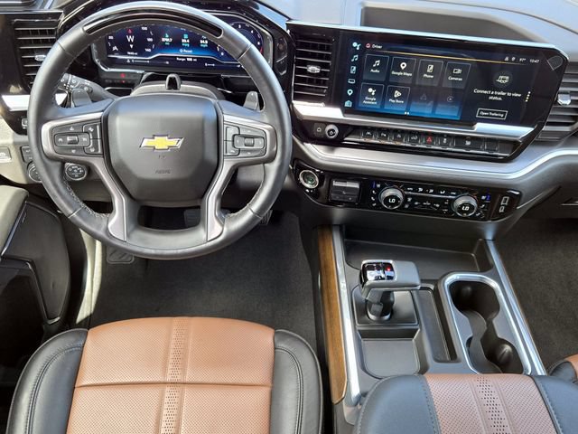 Used 2025 Chevrolet Silverado 1500 High Country AWD/4WD image 27
