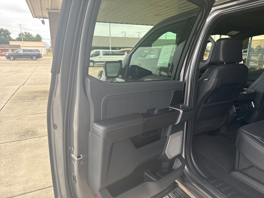 New 2025 Ford F150 Lariat image 19