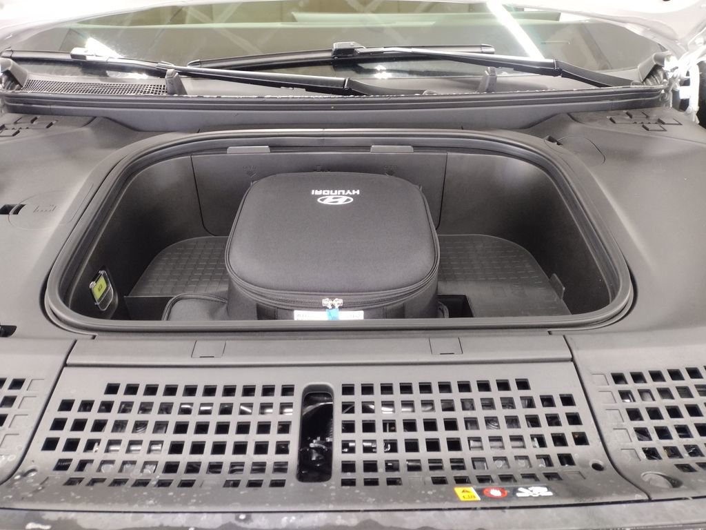 New 2026 Hyundai Ioniq 9 SEL image 7