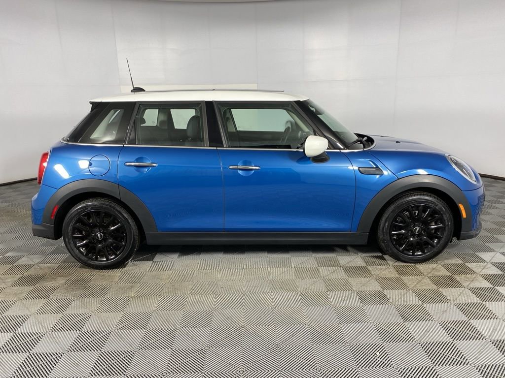 Certified 2023 MINI Cooper 4-Door Hardtop image 25