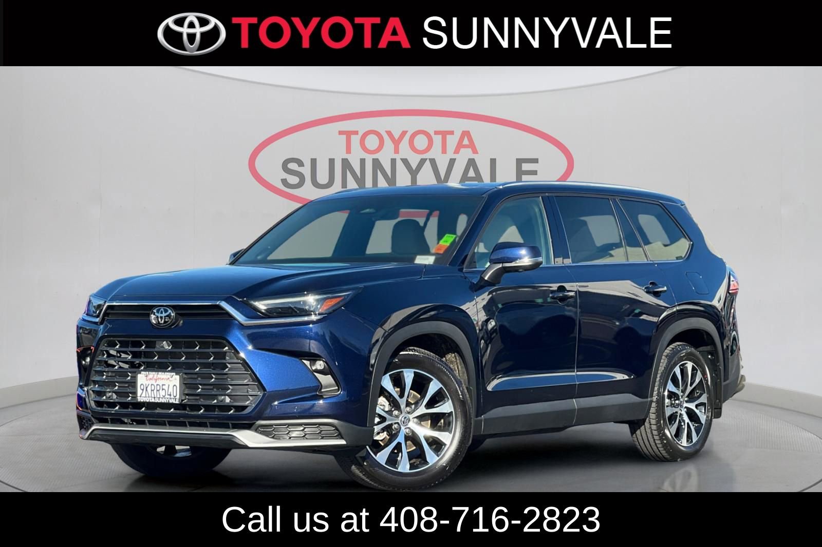 Used 2024 Toyota Grand Highlander AWD Hybrid image 2