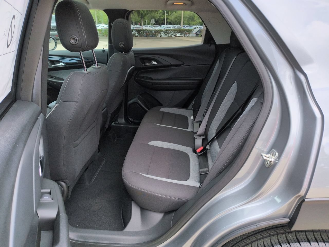 New 2026 Chevrolet TrailBlazer LT w/ Midnight Edition FWD image 23