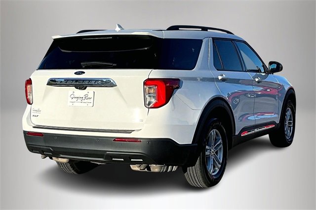 Used 2020 Ford Explorer XLT w/ Comfort Package image 5