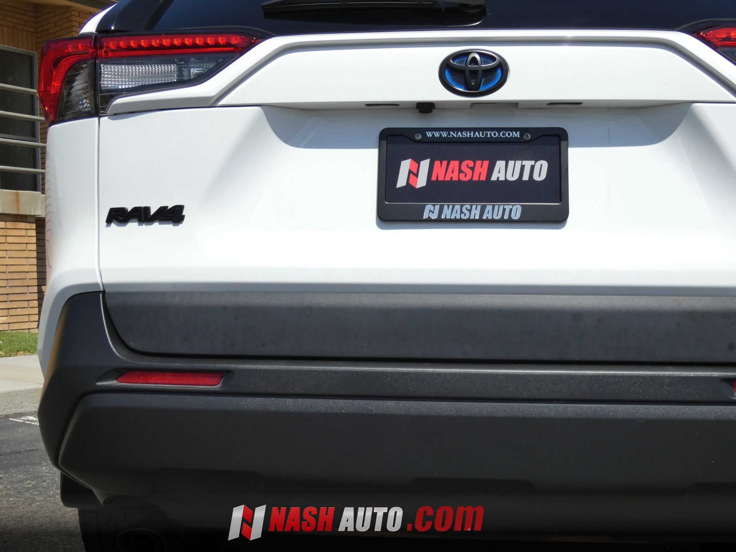 Used 2023 Toyota RAV4 AWD Hybrid image 11