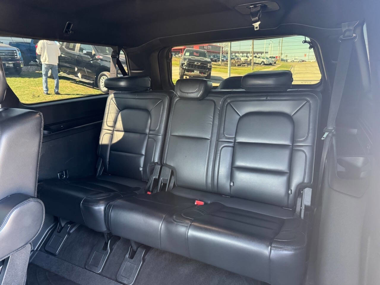 Used 2019 Lincoln Navigator L Reserve image 13
