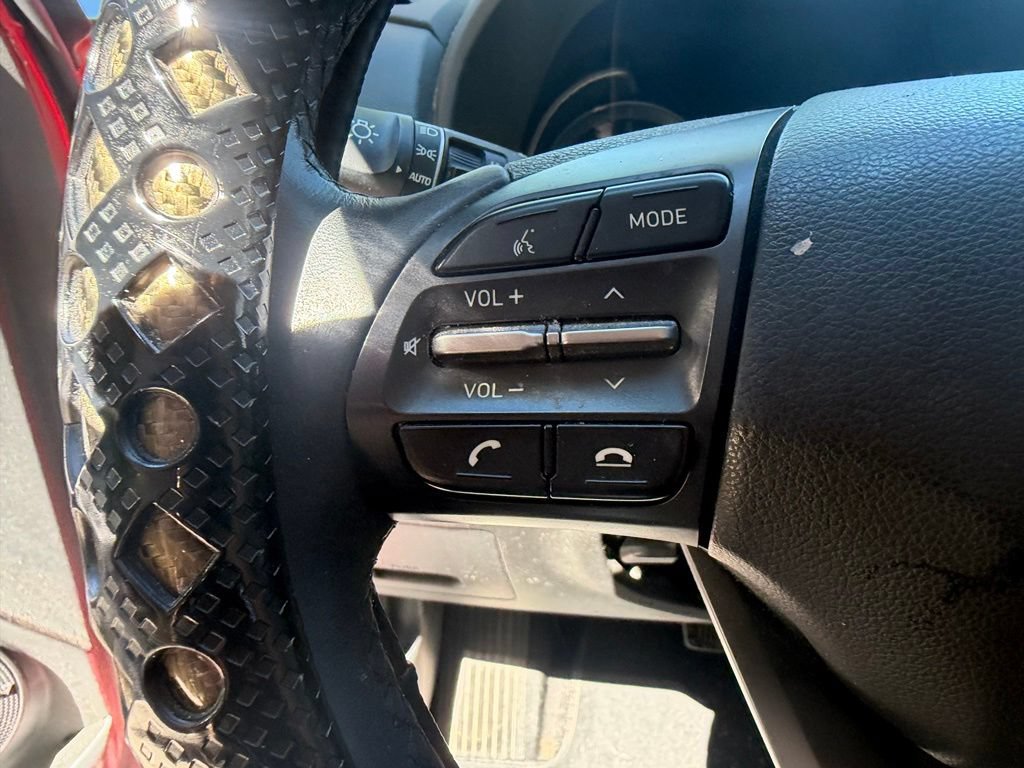 Used 2021 Hyundai Kona Limited w/ Cargo Package AWD/4WD image 15