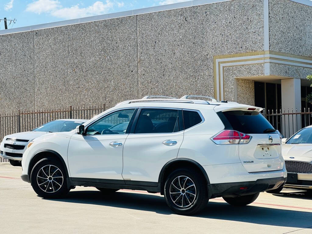 Used 2016 Nissan Rogue S w/ Appearance Package FWD image 6