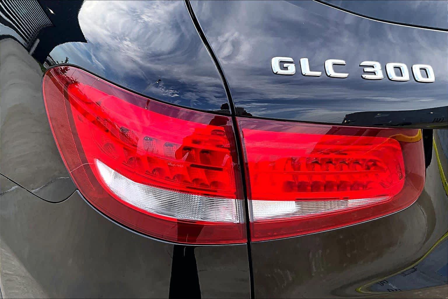 Used 2016 Mercedes-Benz GLC 300 image 25
