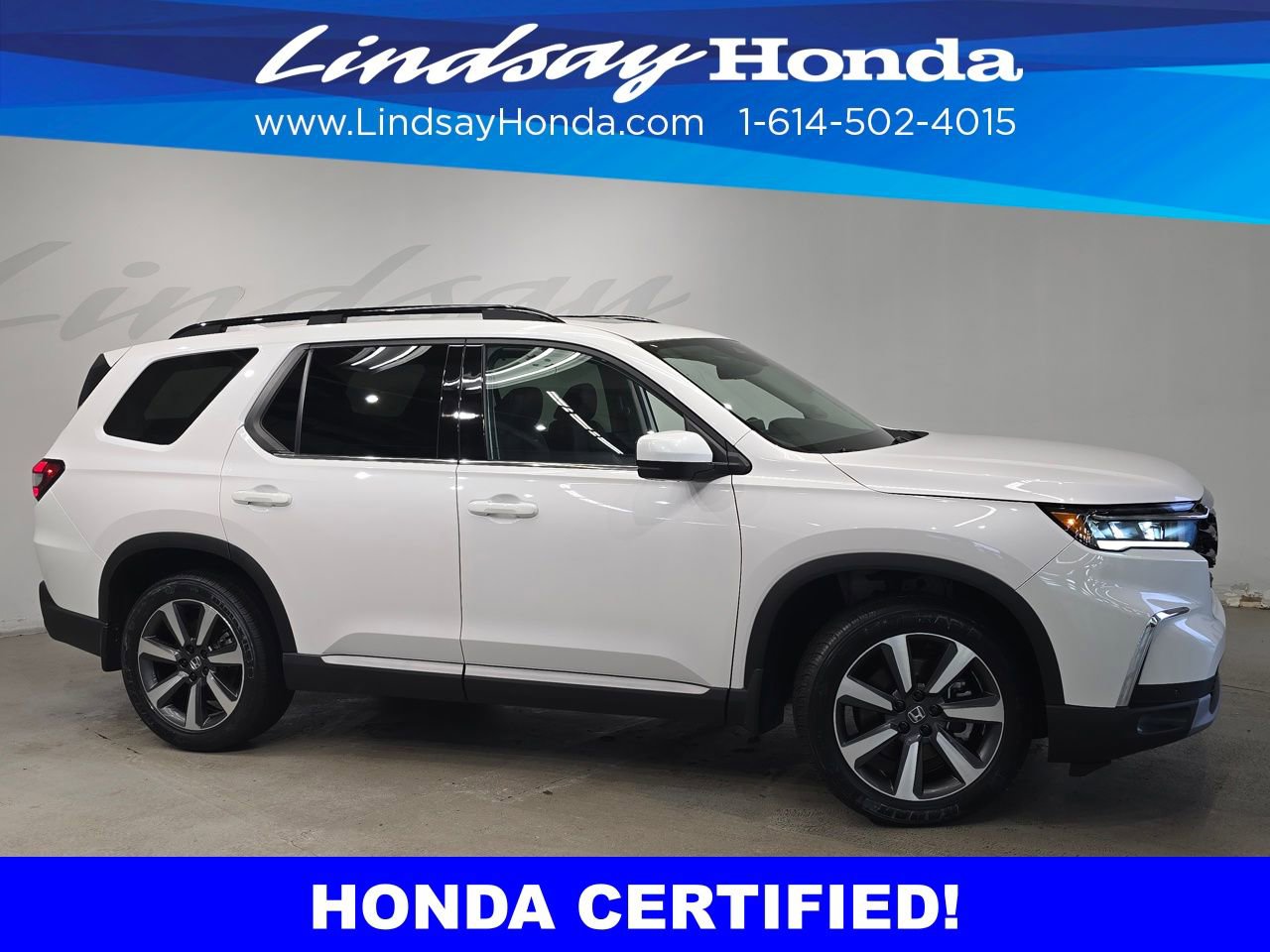 Certified 2024 Honda Pilot Touring image 3