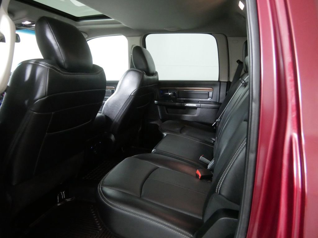 Used 2018 RAM 1500 Laramie w/ Convenience Group image 18