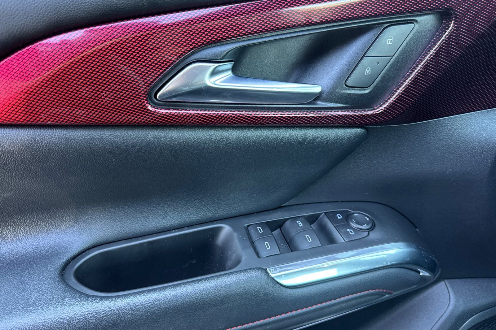 Used 2025 Chevrolet Traverse Z71 AWD/4WD image 12