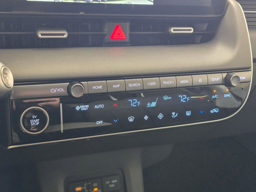 New 2026 Hyundai Ioniq 5 SEL image 28