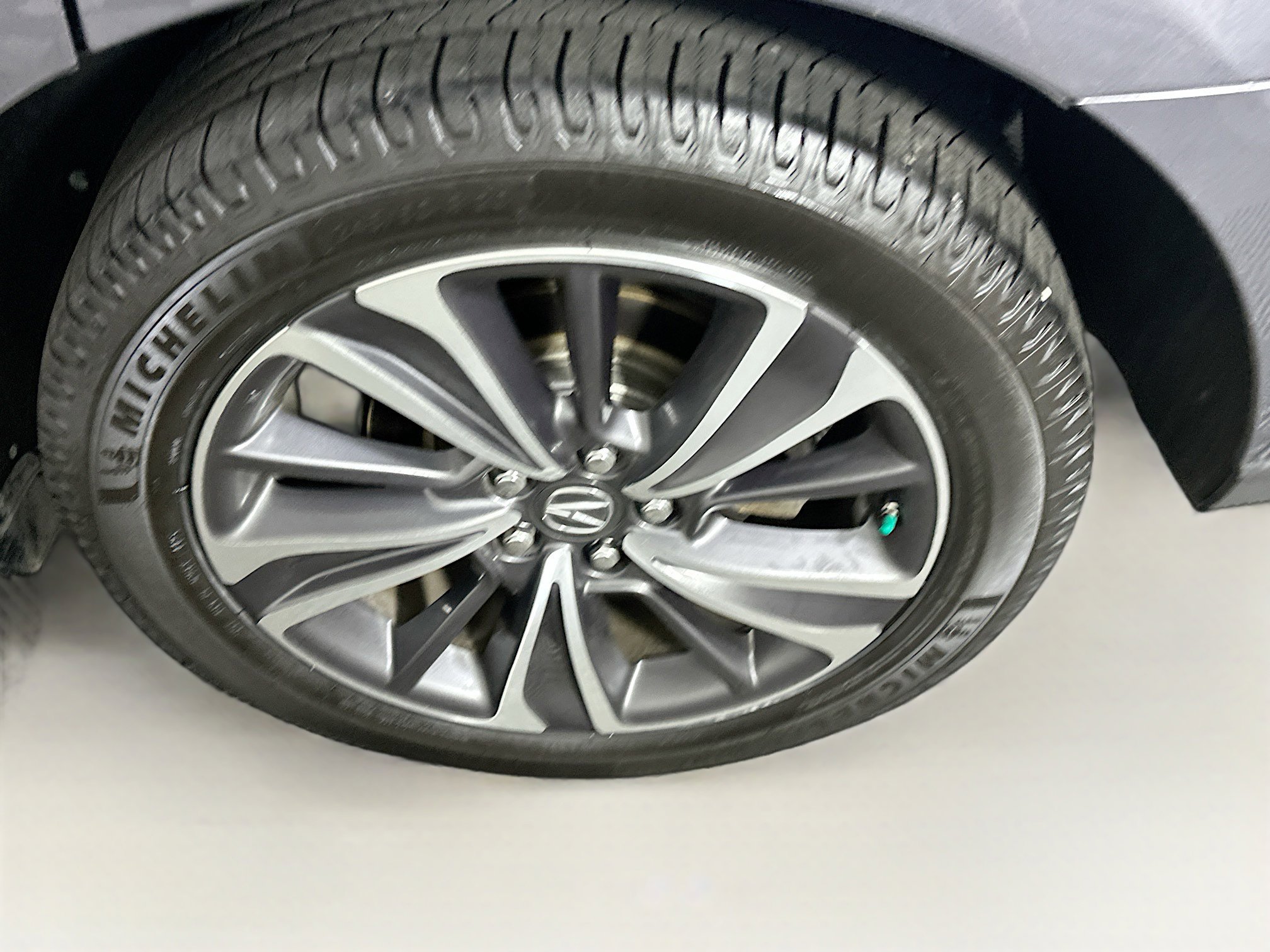 Used 2020 Acura MDX FWD w/ Technology Package image 11
