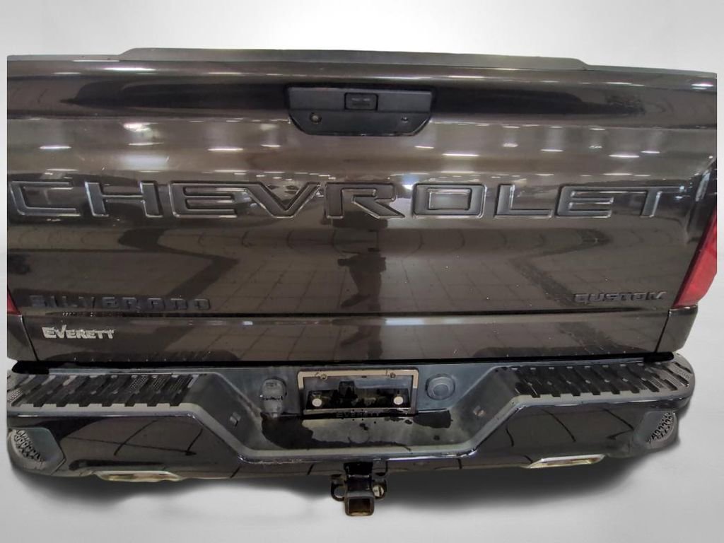 Used 2021 Chevrolet Silverado 1500 Custom Trail Boss w/ LPO, Dark Essentials Package image 19