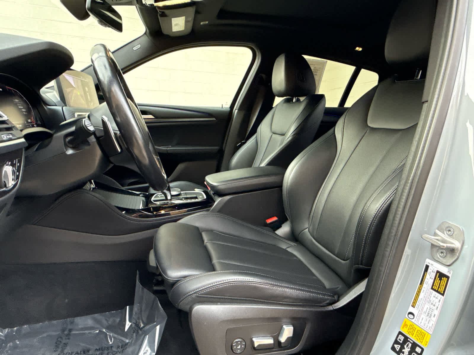 Certified 2023 BMW X4 xDrive30i w/ M Sport Package image 13