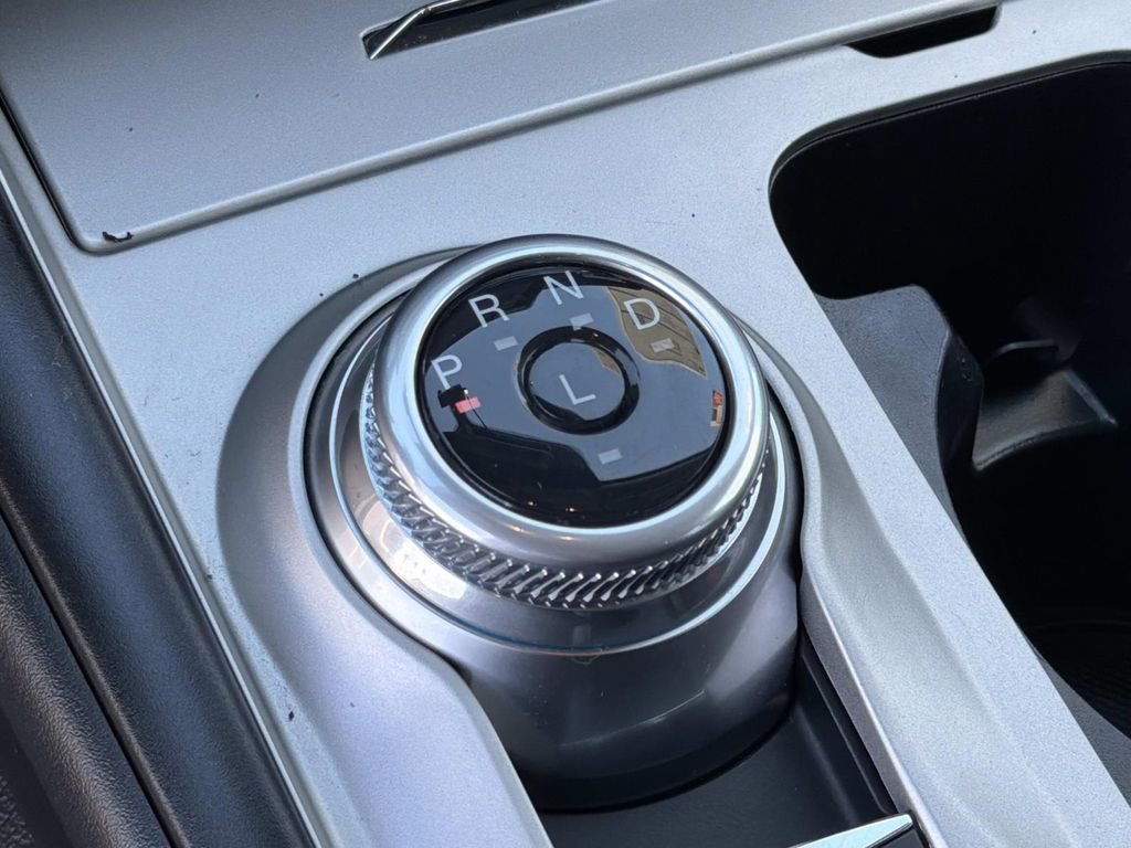 Certified 2022 Ford Explorer XLT image 12