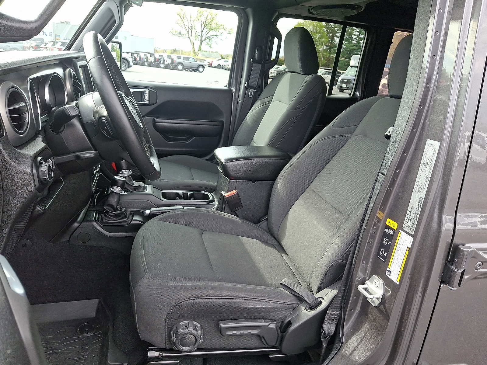 Used 2021 Jeep Wrangler Unlimited Sport AWD/4WD image 13