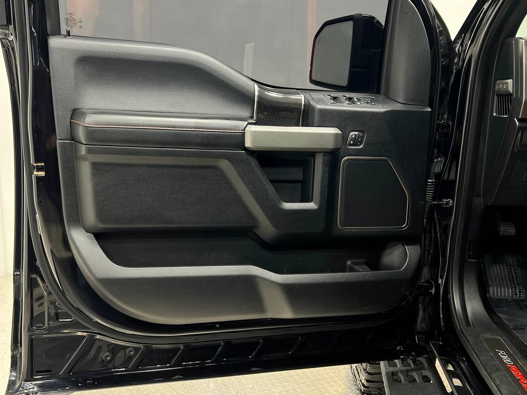 Used 2018 Ford F150 Raptor w/ Equipment Group 802A Luxury AWD/4WD image 16