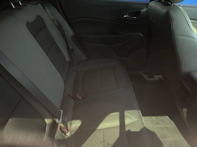 Certified 2025 Chevrolet Trax ACTIV w/ Sunroof Package FWD image 11