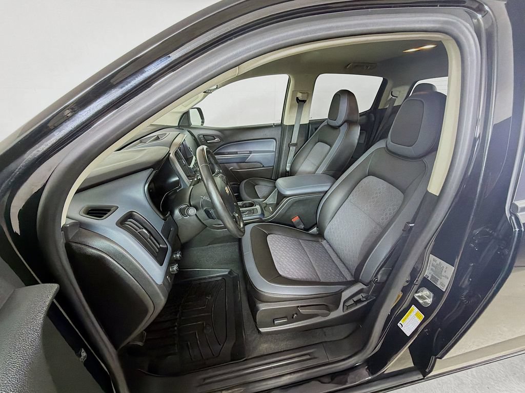 Used 2021 Chevrolet Colorado Z71 AWD/4WD image 12